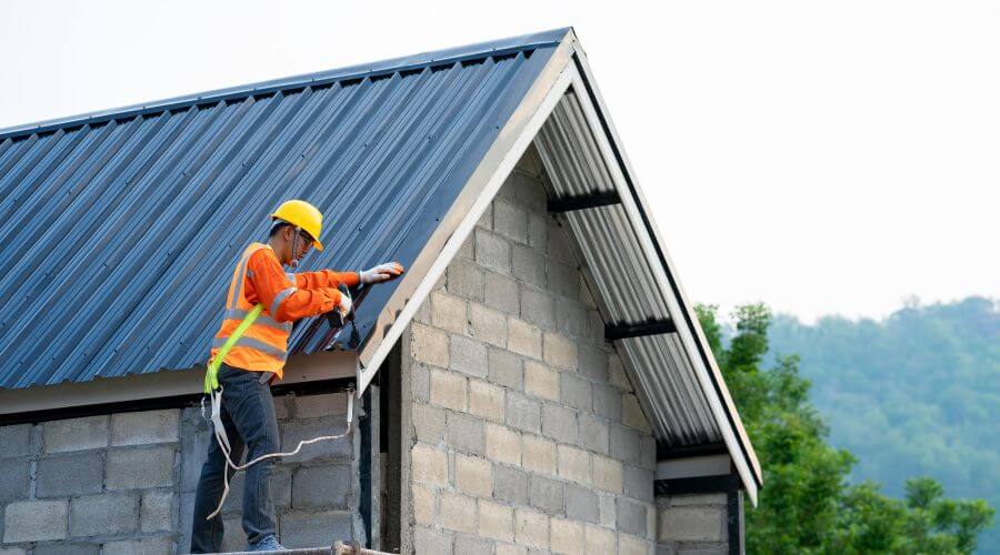 Expert Emergency Roof Repairs services in Morganville, NJ